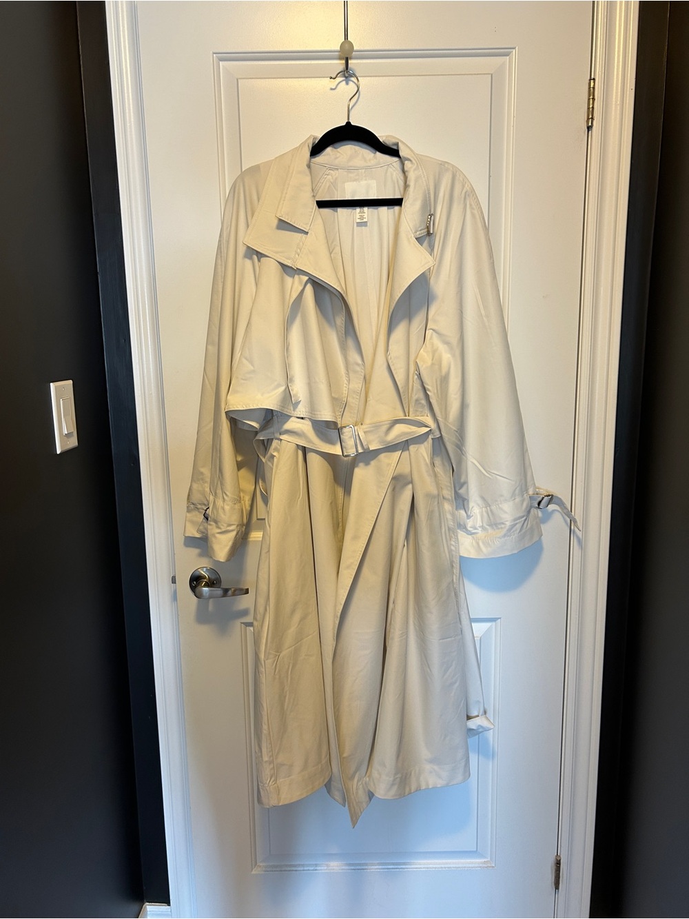 H&M Light Cream Trench Coat with Belted Waist